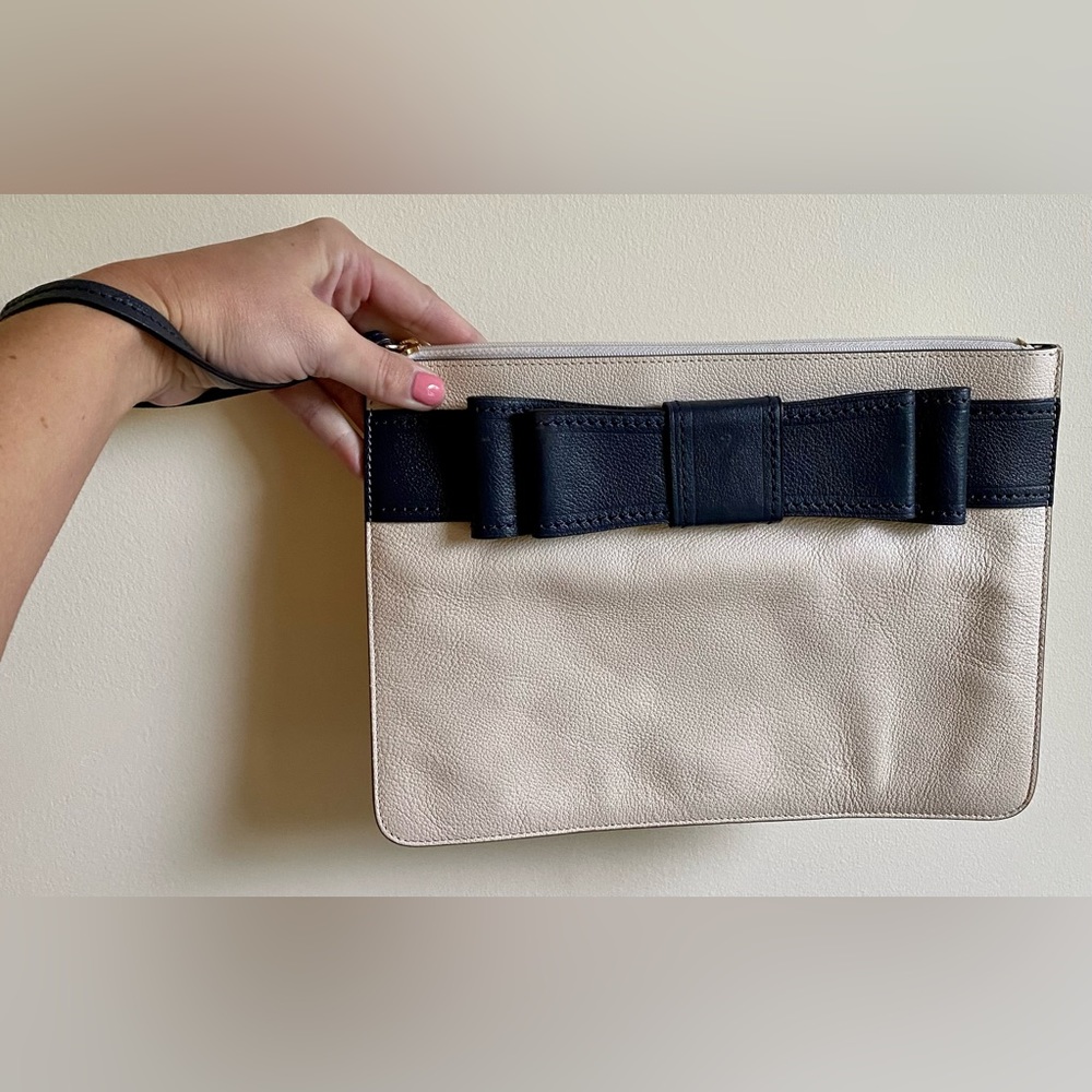 kate spade Wristlet